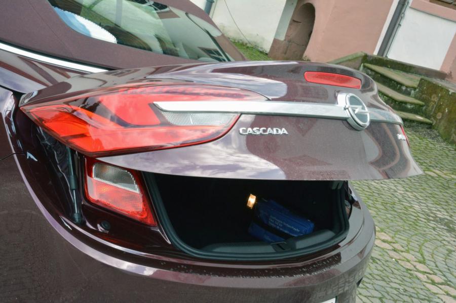  Opel Cascada 2013 года  (фото 14 из 51)